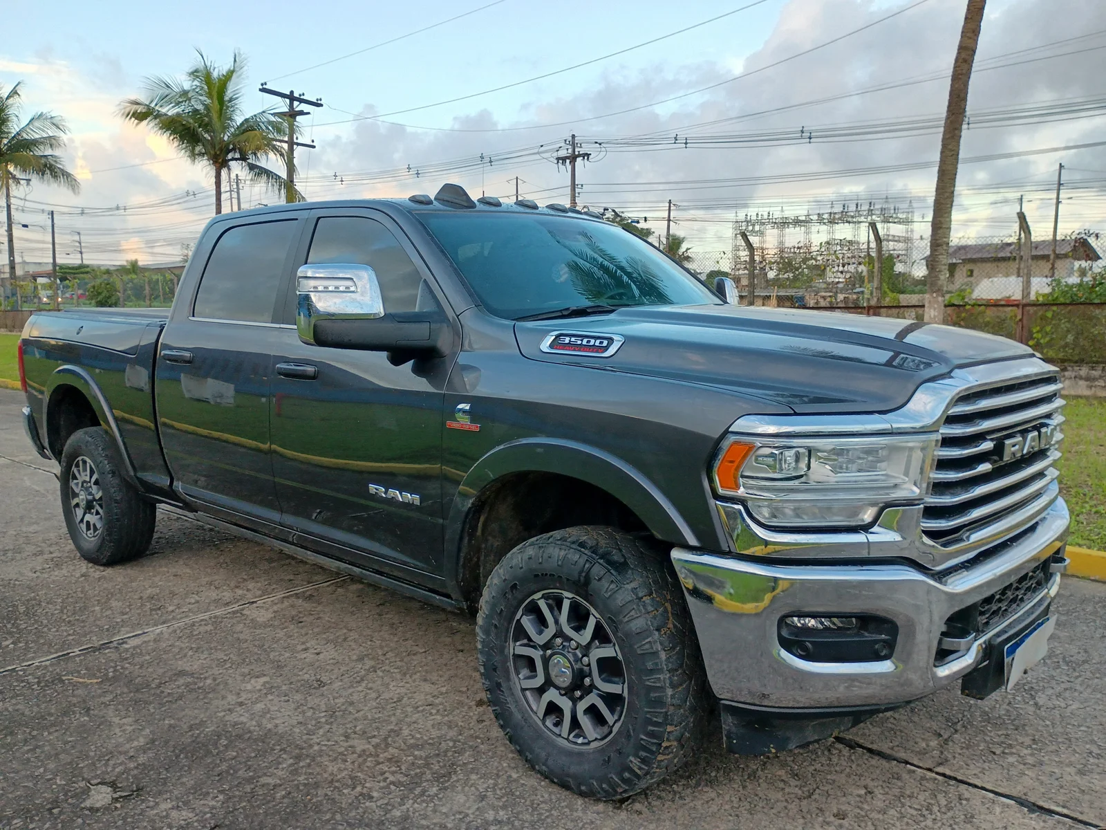 3500 LONGHORN 6.7 D ANO 2023/2023 