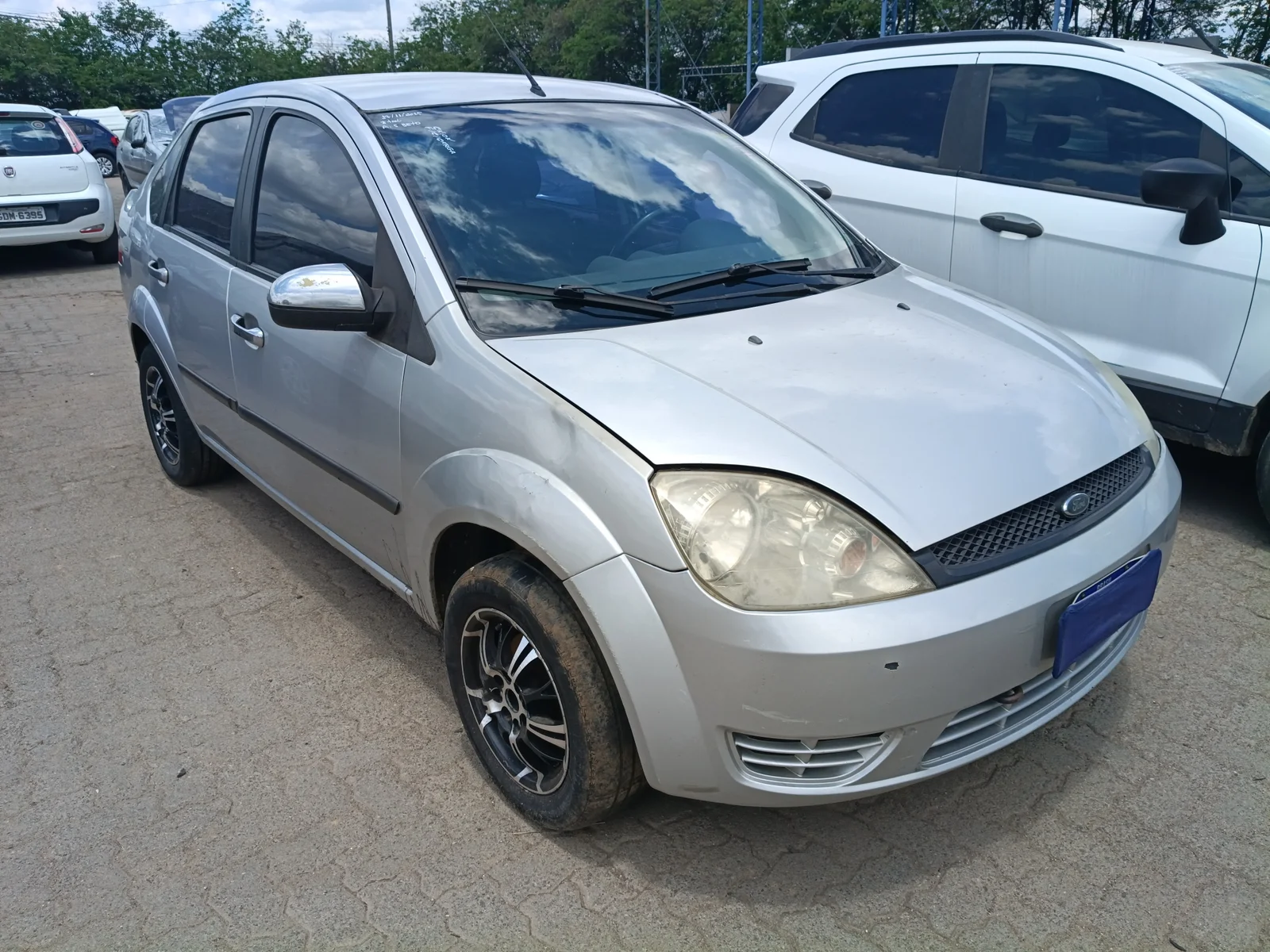 FORD - FIESTA SEDAN 1.6 ANO 2005/2006 