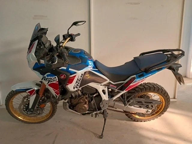 CRF 1100L AS ANO 2023