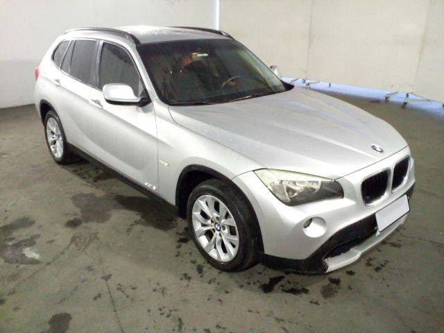 BMW X1 3.0 24V xDrive28i 2011
